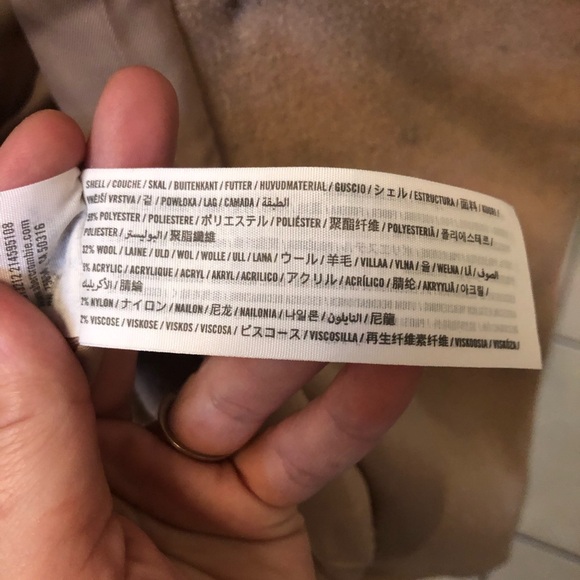 Abercrombie Slouchy Wool coat with satiny lining Size Large - Picture 7 of 9